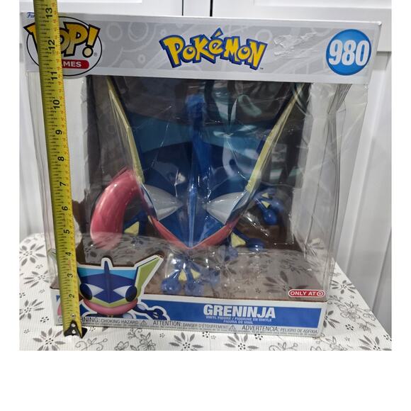 NIB Funko Pop! Games Pokémon Greninja #980 - Picture 4 of 15
